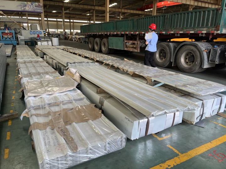 壓型鋼板的性能特點(diǎn)(圖1)